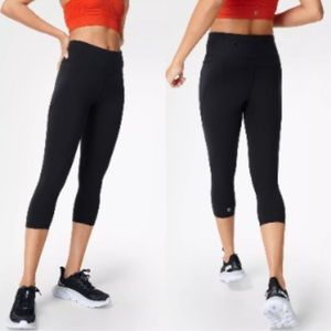 Sweaty betty Power Cropped Workout Leggings Size S Black